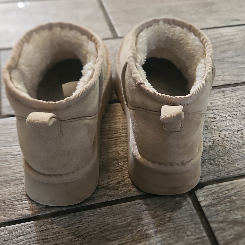Beach Brand Plush Faux-Shearling Ankle Boots - Cream - Picture 4 of 5